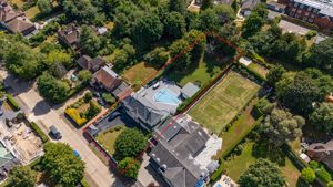 Photo 12- click for photo gallery